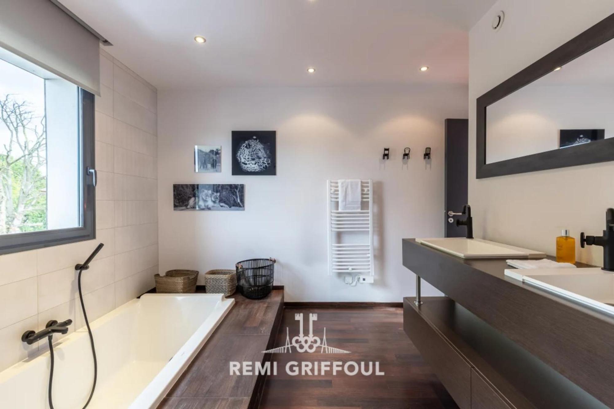 The Cosmopolitan Architect Design Home With Rooftop Jacuzzi 8 Guests Онфльор Екстериор снимка